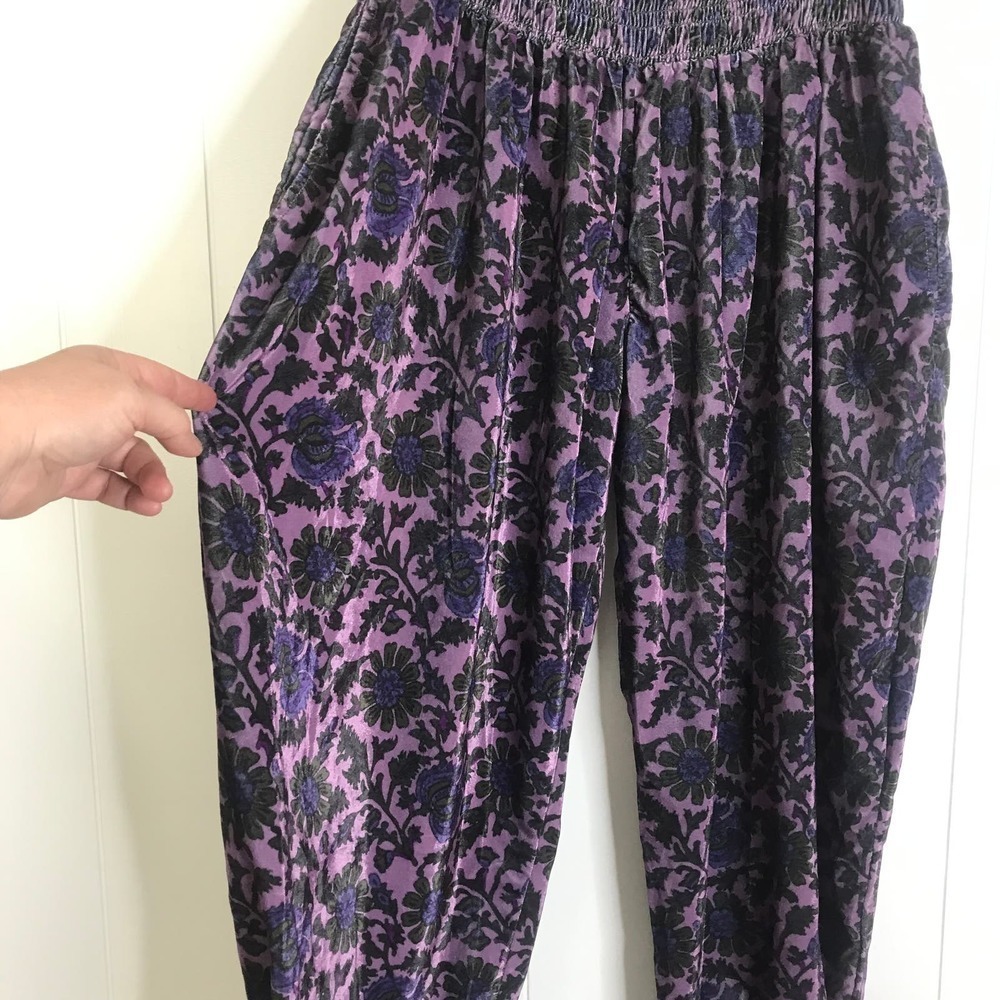 Free People One Marla Purple Floral Velvet Ruched Waist Jogger Pants SZ M - Picture 9 of 15